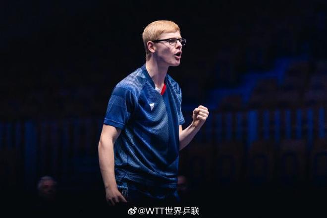 色表现带领 色表现带领