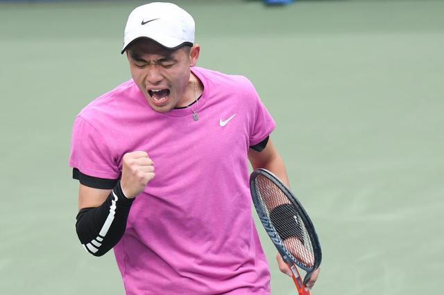 在新兴比赛 在新兴比赛