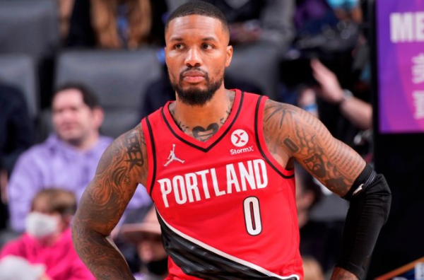 他将面临激 他将面临激