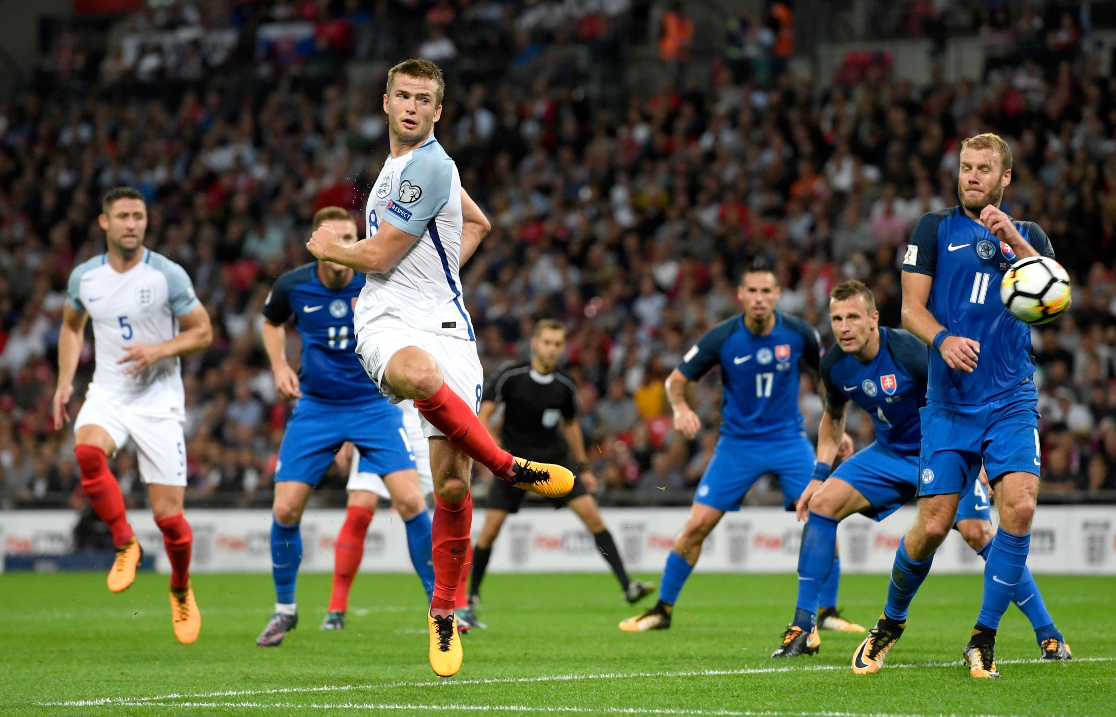 加拿大队需 加拿大队需