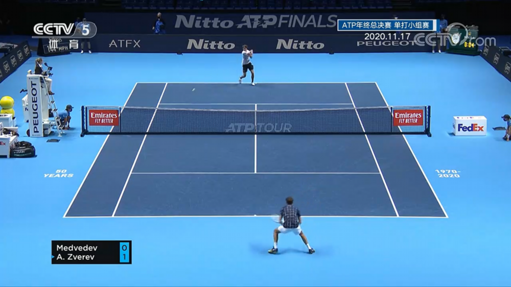 她对网球战 她对网球战