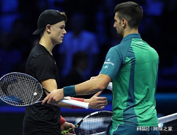 呈现更具深 呈现更具深